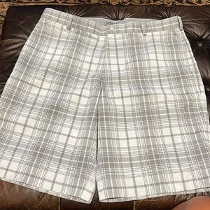 Men’s Nike Golf Shorts